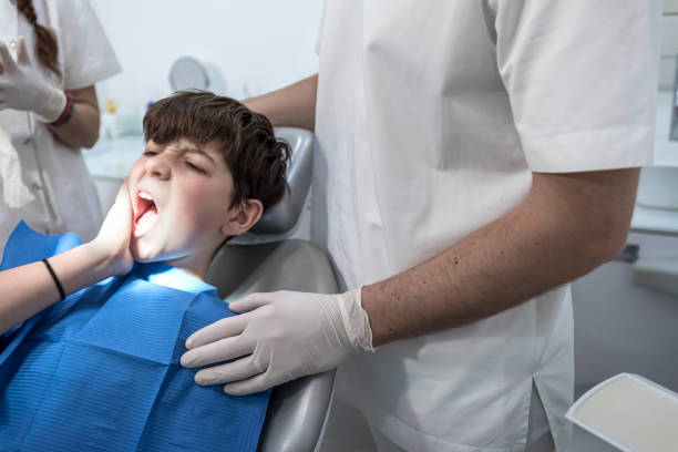 Best Weekend Emergency Dental Services in Davidson, NC